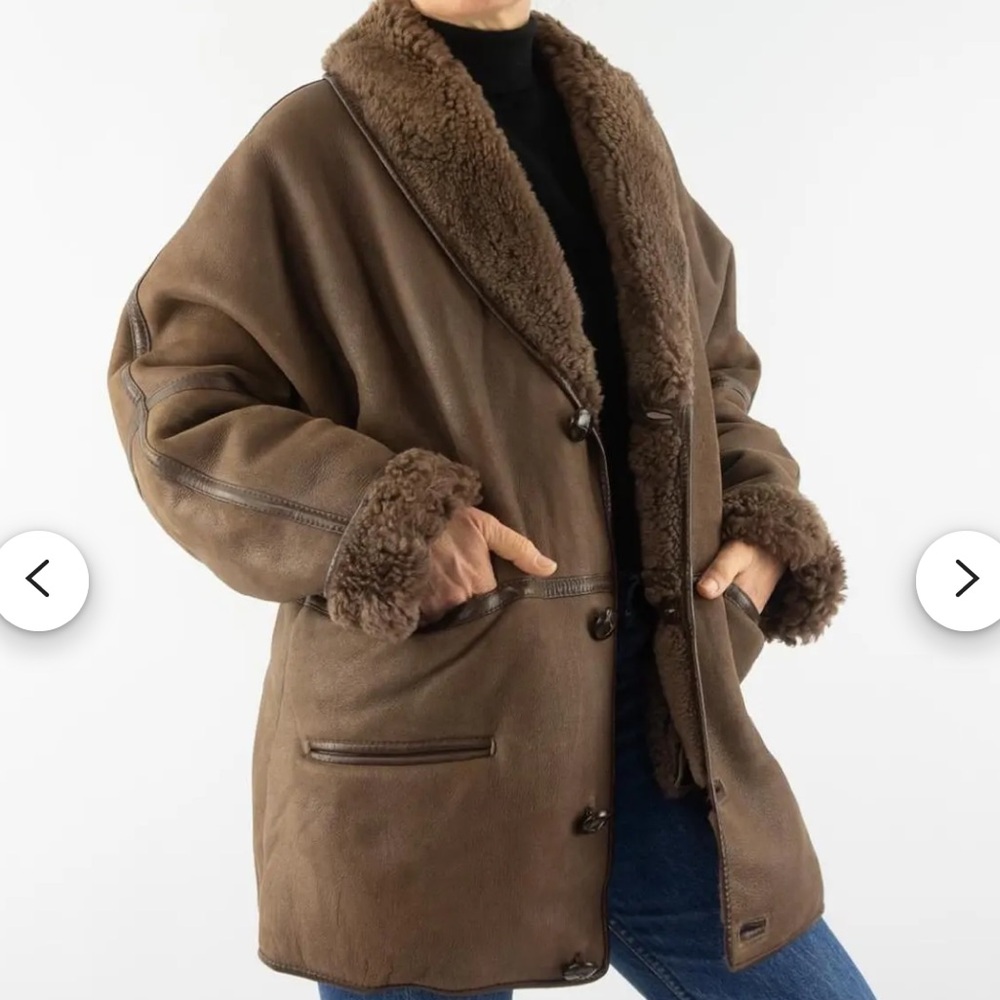 Coat - Picture 3 of 9